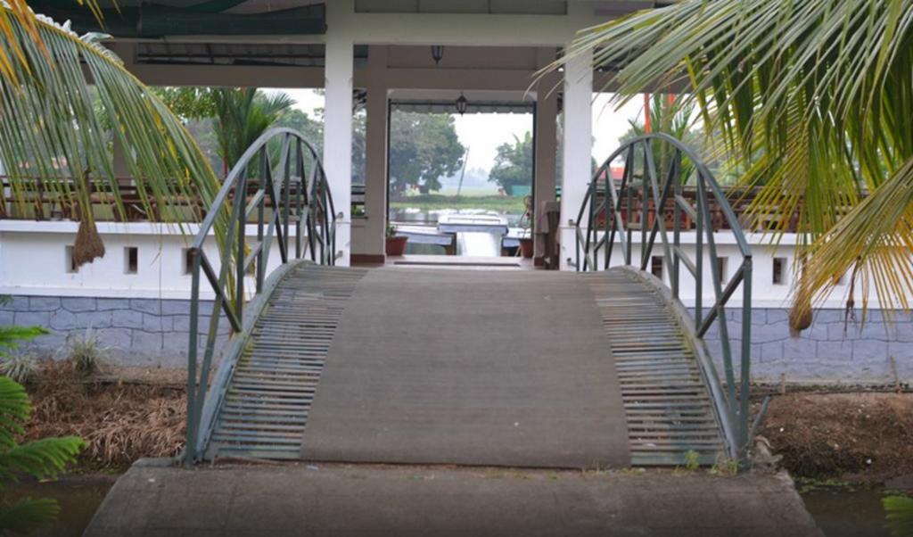 Riverine Resort Alappuzha Luaran gambar
