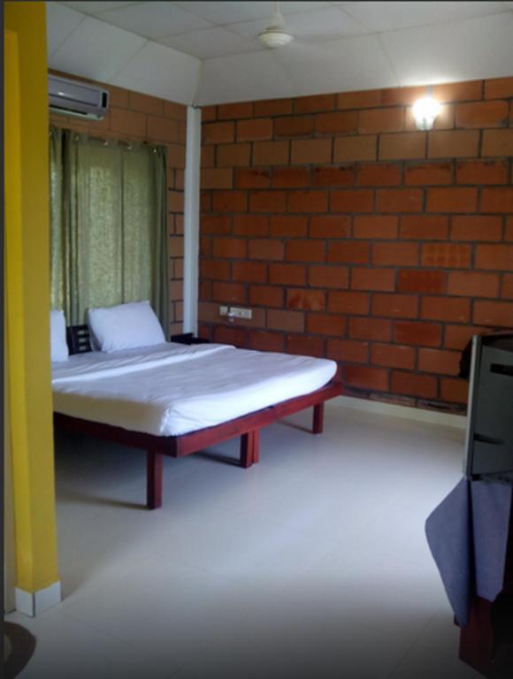 Riverine Resort Alappuzha Luaran gambar